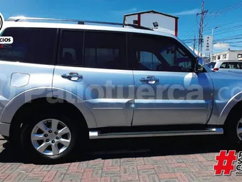 Mitsubishi Montero GLS 2015 seminuevo Ambato — foto 4