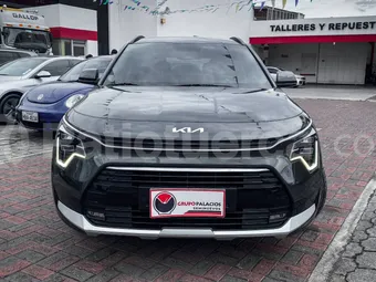 Kia Niro Híbrido 2023 seminuevo Ambato — foto 2