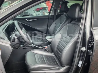 Kia Niro Híbrido 2023 seminuevo Ambato — foto 8