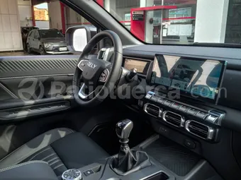 Rely R8 Limited 2027 seminuevo Ambato — foto 23