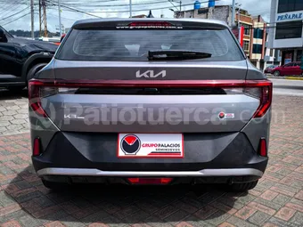 Kia K3 Cross 2025 seminuevo Ambato — foto 5