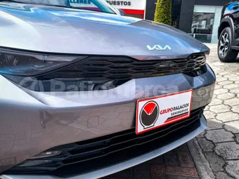 Kia K3 Cross 2025 seminuevo Ambato — foto 10