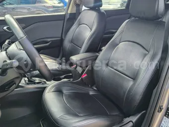Kia K3 Cross 2025 seminuevo Ambato — foto 11