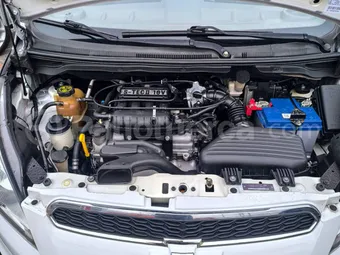 Chevrolet Spark 2019 seminuevo Ambato — foto 8