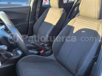 Peugeot 2008 fin h 2008 seminuevo Ambato — foto 12