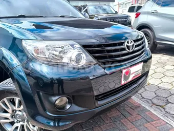 Toyota AWT FORTUNER 2013 seminuevo Ambato — foto 3