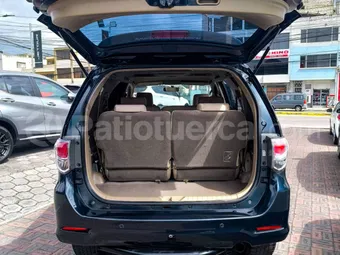 Toyota AWT FORTUNER 2013 seminuevo Ambato — foto 9