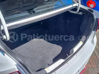 Volkswagen Voyage 2016 seminuevo Ambato — foto 6