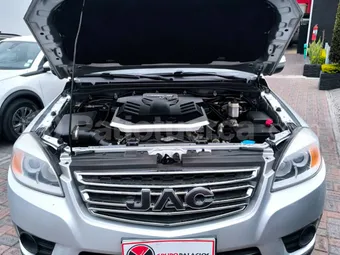 JAC T6 2022 seminuevo Ambato — foto 19