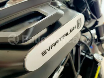 Husqvarna Svartpilen 250 2021 seminuevo Ambato — foto 3