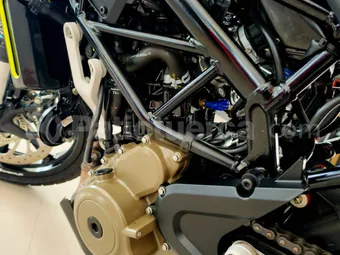 Husqvarna Svartpilen 250 2021 seminuevo Ambato — foto 4