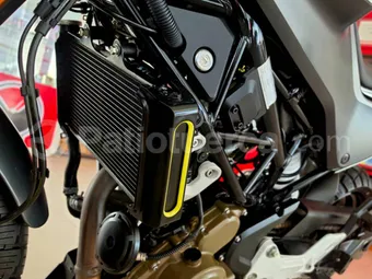 Husqvarna Svartpilen 250 2021 seminuevo Ambato — foto 12